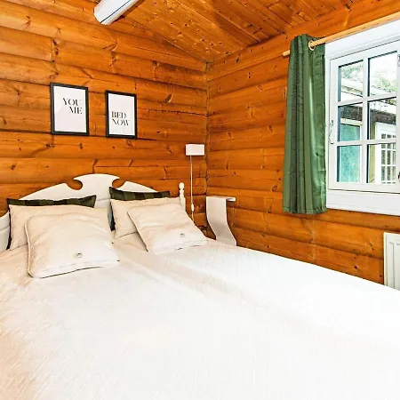 Holiday home Holiday Lxxix *