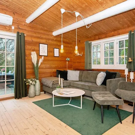 Holiday home Holiday Lxxix *